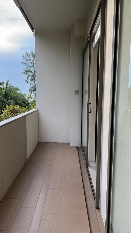 By The Sea Beachfront Designer Suites Penang - Managed By Art Of Tree Бату-Ферринги Экстерьер фото